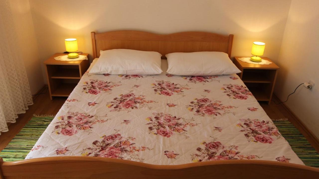 Apartments Trupec Малинска Екстериор снимка