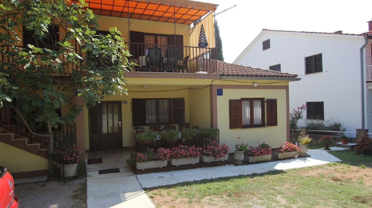 Apartments Trupec Малинска Екстериор снимка
