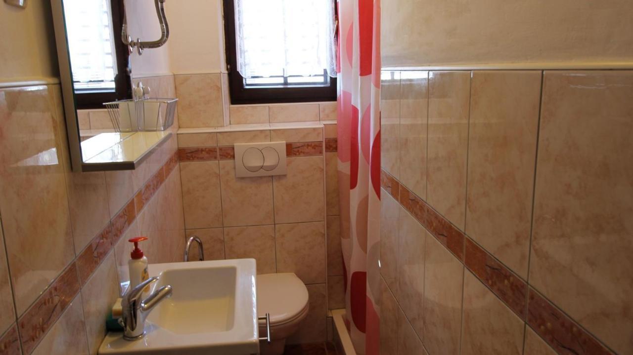 Apartments Trupec Малинска Екстериор снимка