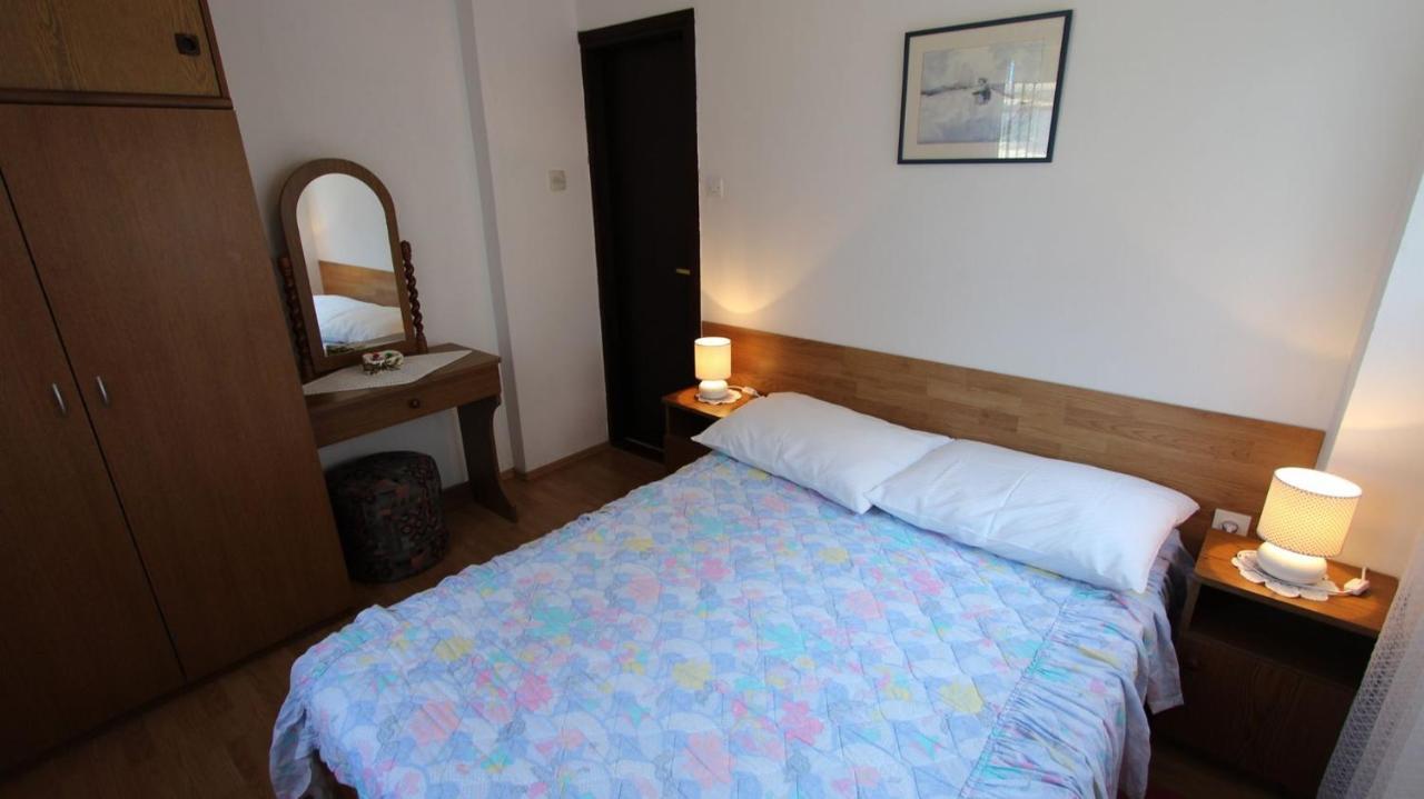 Apartments Trupec Малинска Екстериор снимка