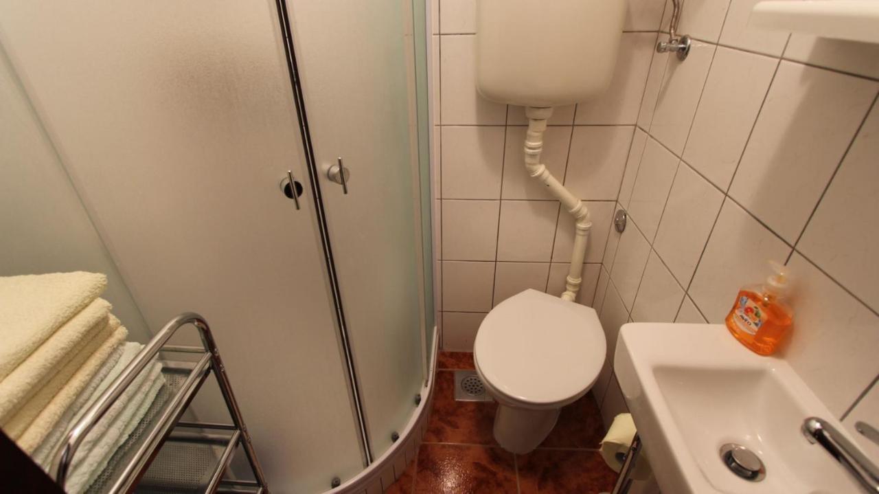 Apartments Trupec Малинска Екстериор снимка