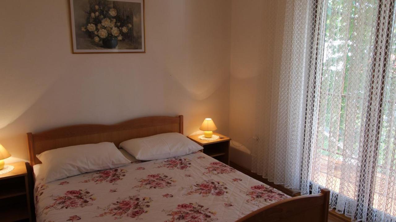 Apartments Trupec Малинска Екстериор снимка